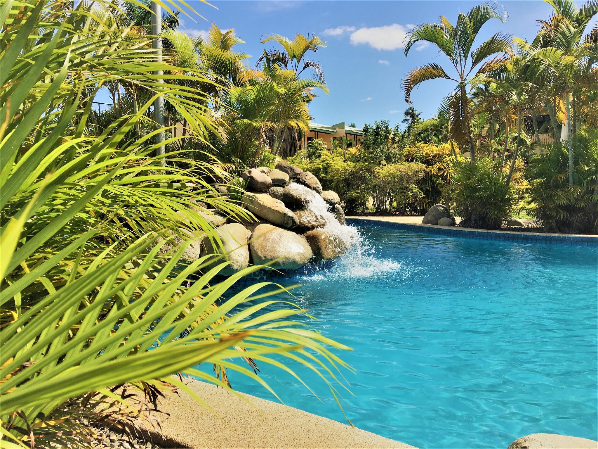 Grand West Villas Nadi Exteriör bild